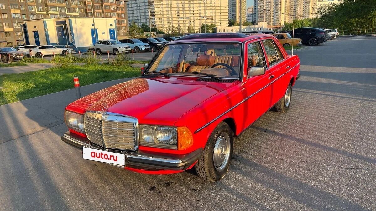 После вазовской машины старый Мерседес с пробегом более 600 тысяч километров показался вершиной комфорта и роскоши. Фото: Авто.ру