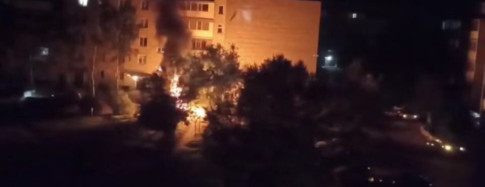    Машина загорелась в Славгороде . Источник: "В курсе 22"