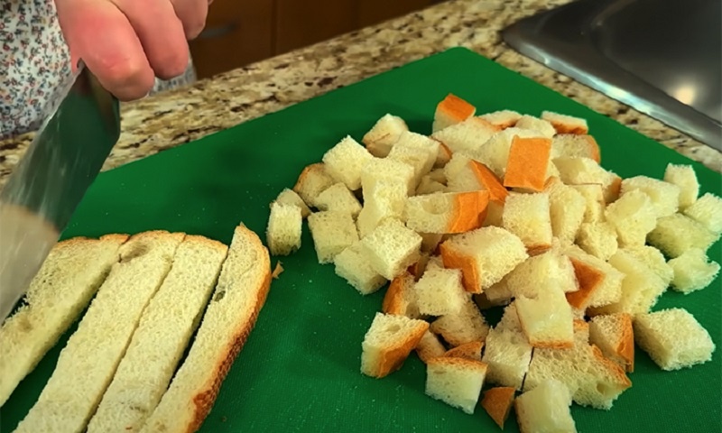 Цезарь как в ресторане: секрет идеального вкуса и текстуры