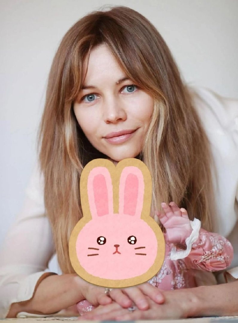    Светлана Устинова с дочерью (Фото: Instagram* / @svetaustinova)