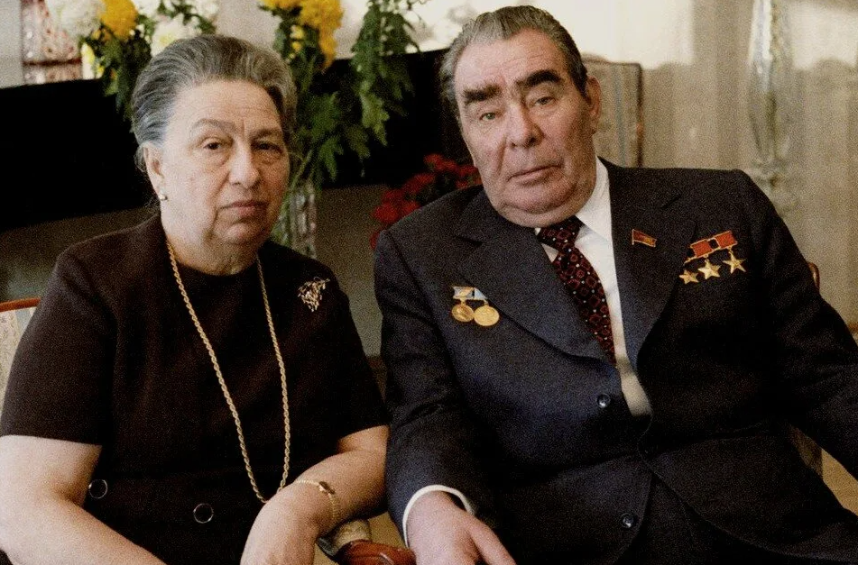 Леонид Ильич Брежнев с супругой