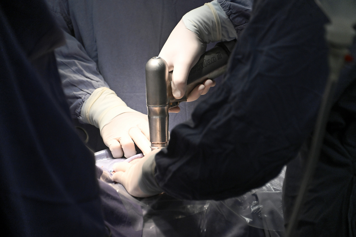 Девочке провели экстренную операцию. Фото: Иван Макеев. 