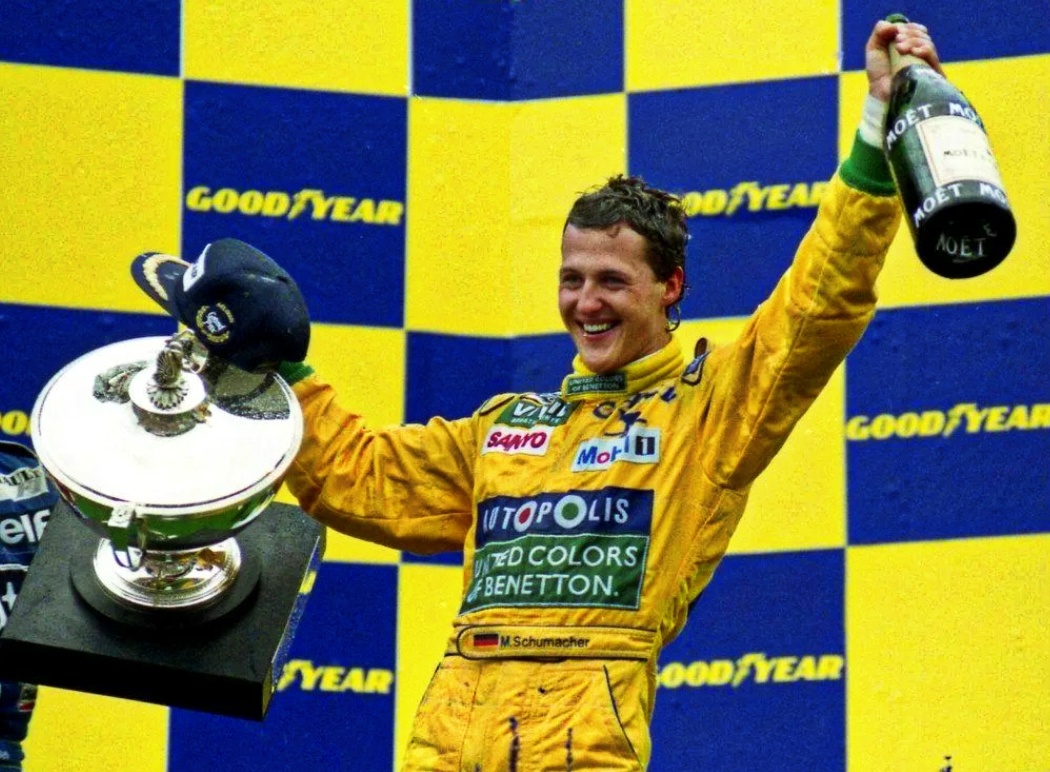 Михаэль Шумахер на подиуме Гран-при Бельгии 1992
