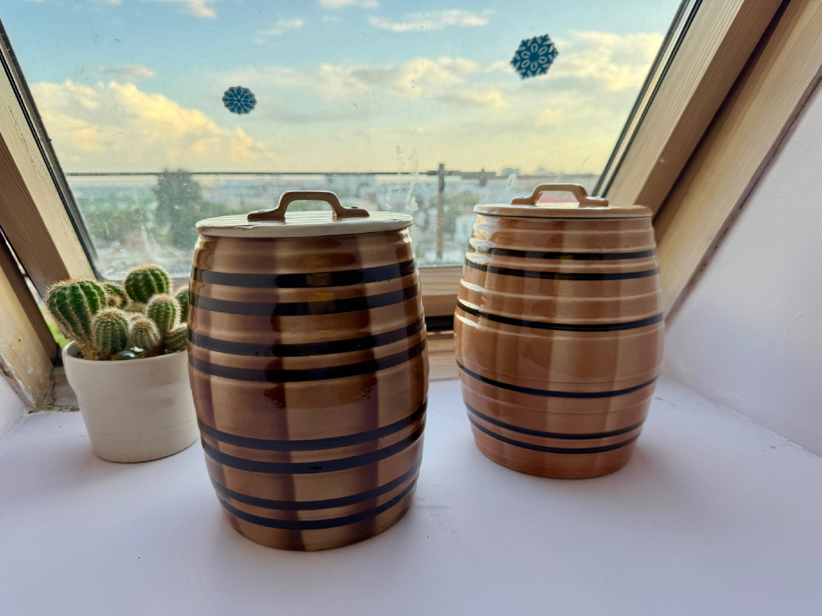 Бочонки времен СССР, на них было очень много желающих 