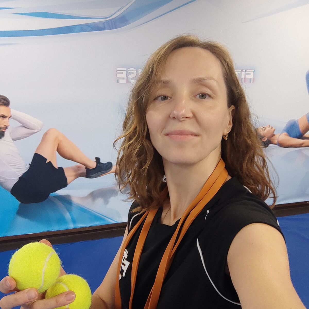 Привет! Я Ксюша, мама пятерых. Долгое время занималась тхэквондо, недавно закончила обучение на фитнес-тренера. Здесь рассказываю о своей жизни как она есть. Всем рада, присоединяйтесь!