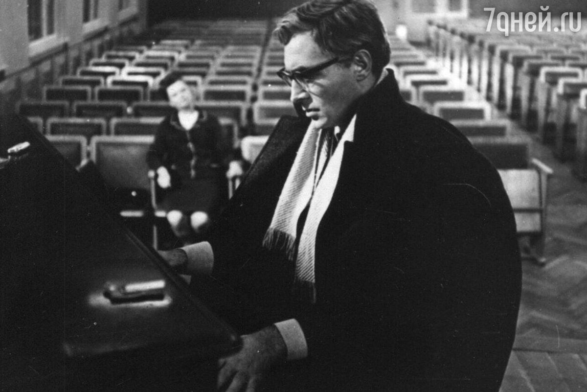    «Доживем до понедельника», реж. Станислав Ростоцкий Кадр из фильма