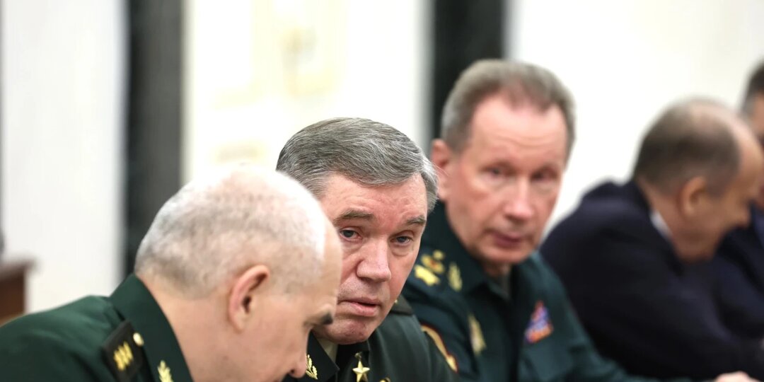 Сенсация в докладе Герасимова. Военкор Котенок разоблачил фантазии из докладов Верховному