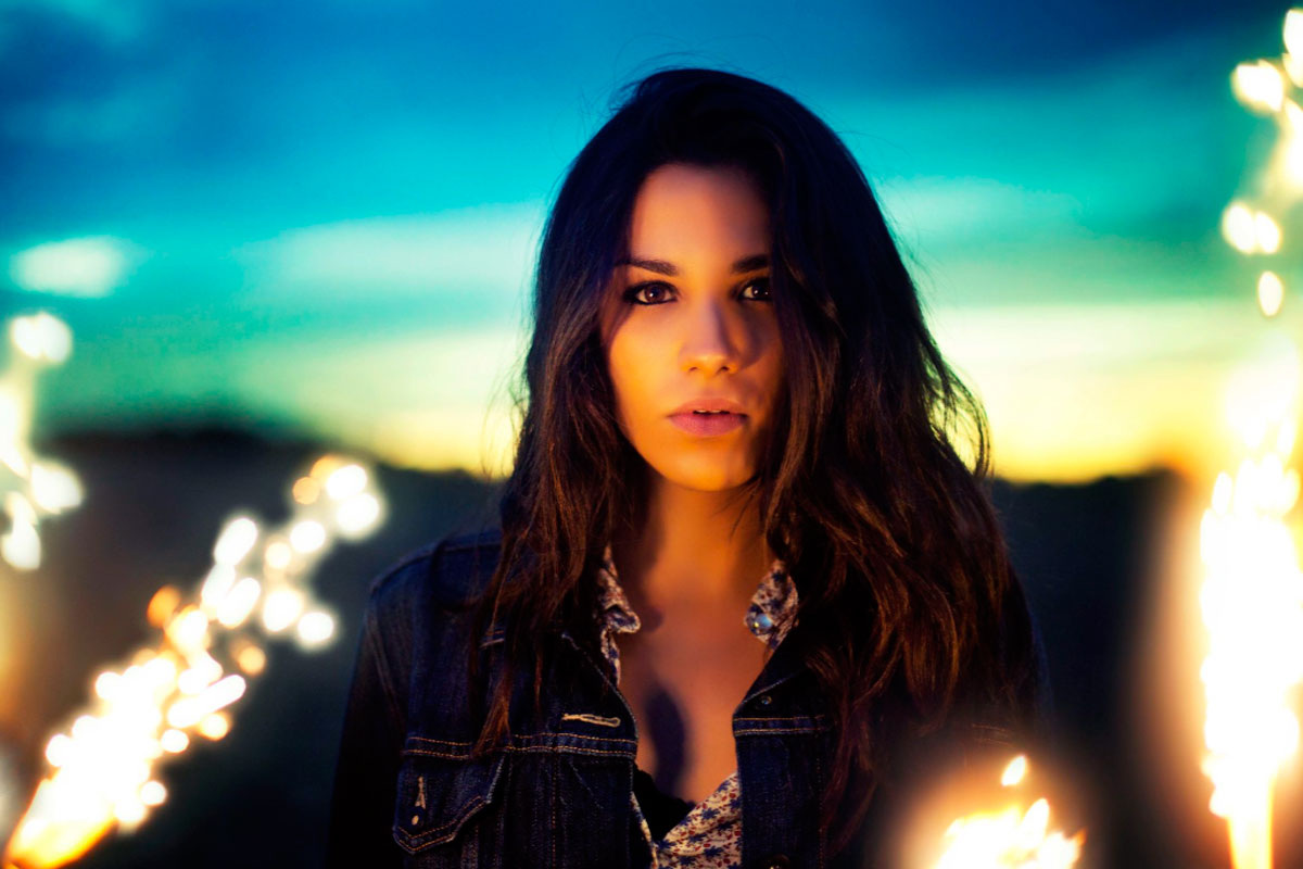 Нарцисс в своём воображении рисует идеальный, величественный образ своего возлюбленного