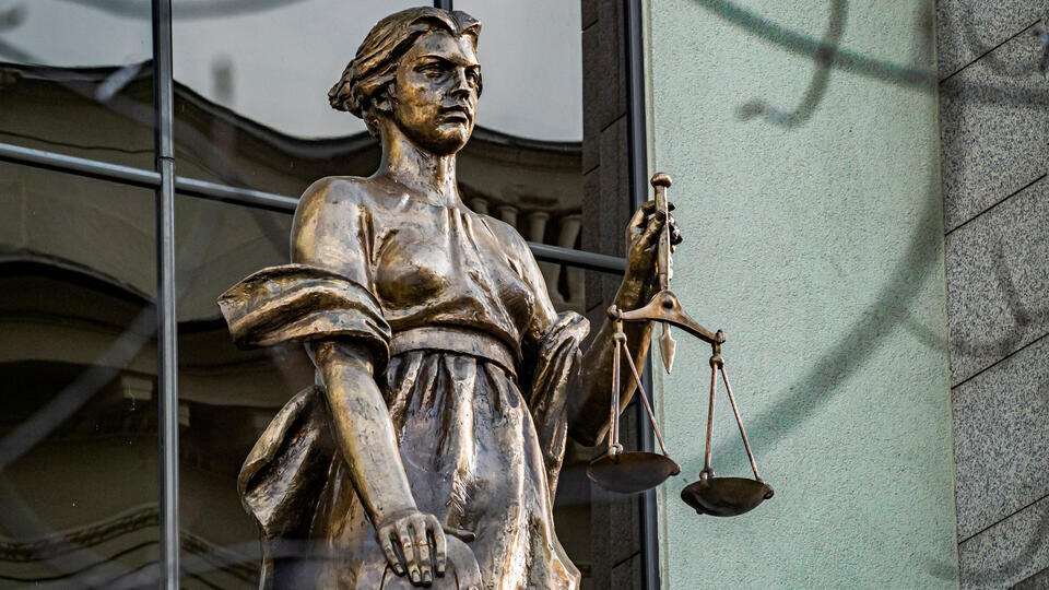    Суд в Москве арестовал двух обвиняемых в госизмене ИЗВЕСТИЯ/Константин Кокошкин