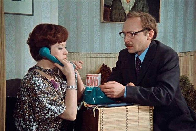    Кадр из фильма «Служебный роман»