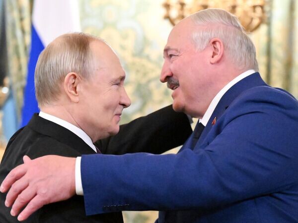 Путин поздравил Лукашенко с днем рождения