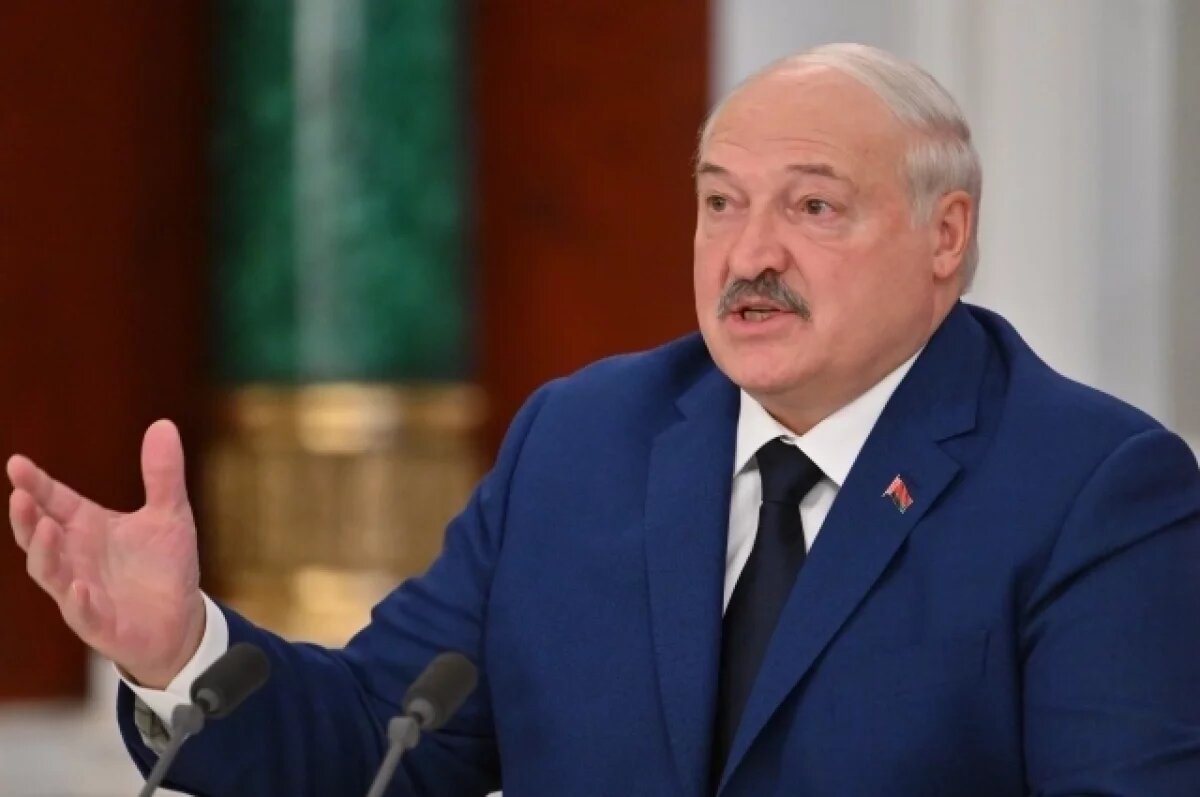    Лукашенко заявил, что западным политикам стоит поучиться у Си Цзиньпина