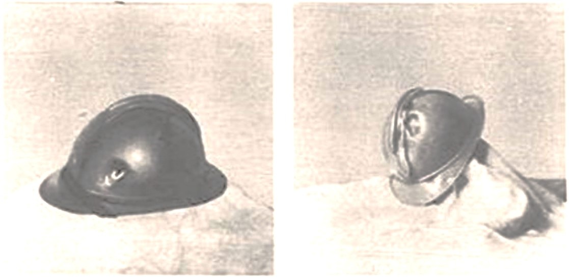 Каски со следами пуль и осколков.