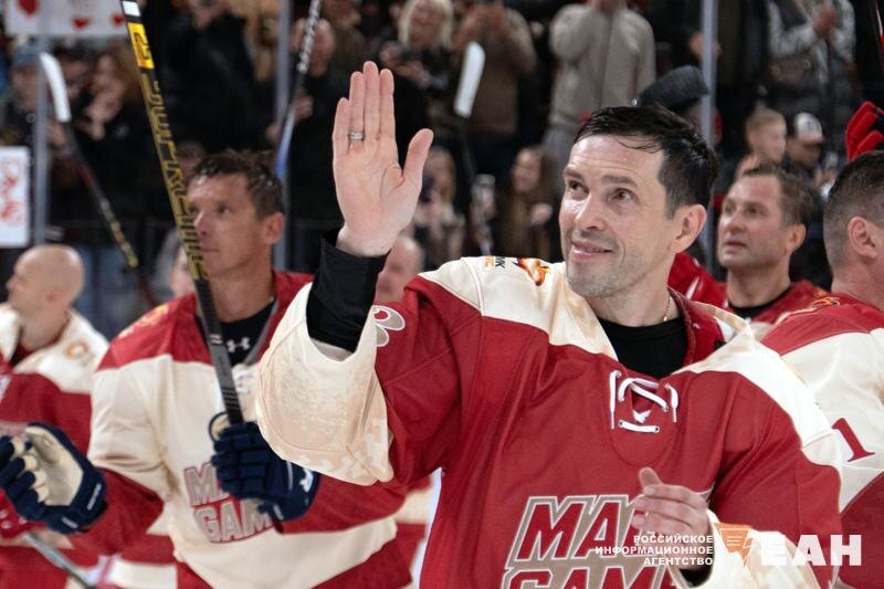    Фото ЕАН / Павел Дацюк провел прощальный матч в Екатеринбурге