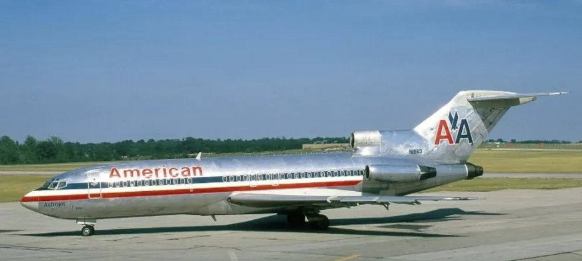 N1963, самолёт, попавший в аварию. (Боб Гаррард)
