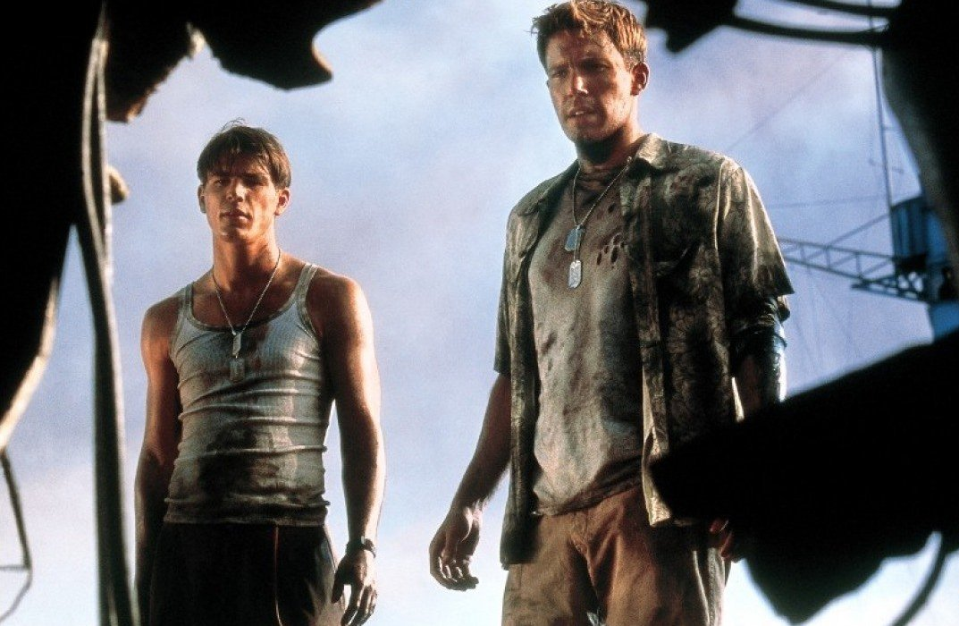 А потом они полетели бомбить Токио... Только вот, на самом деле, такого бы не было...