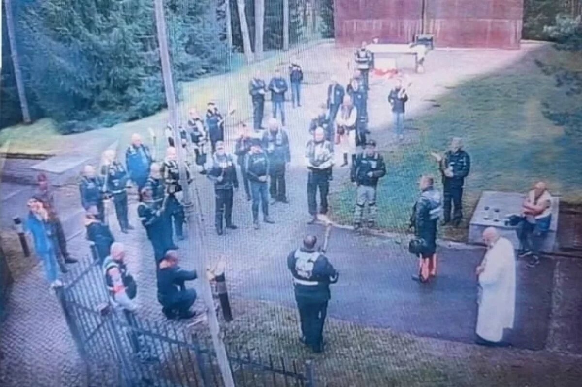    Устроившим провокацию под Тверью байкерам вынесли запрет на въезд в РФ