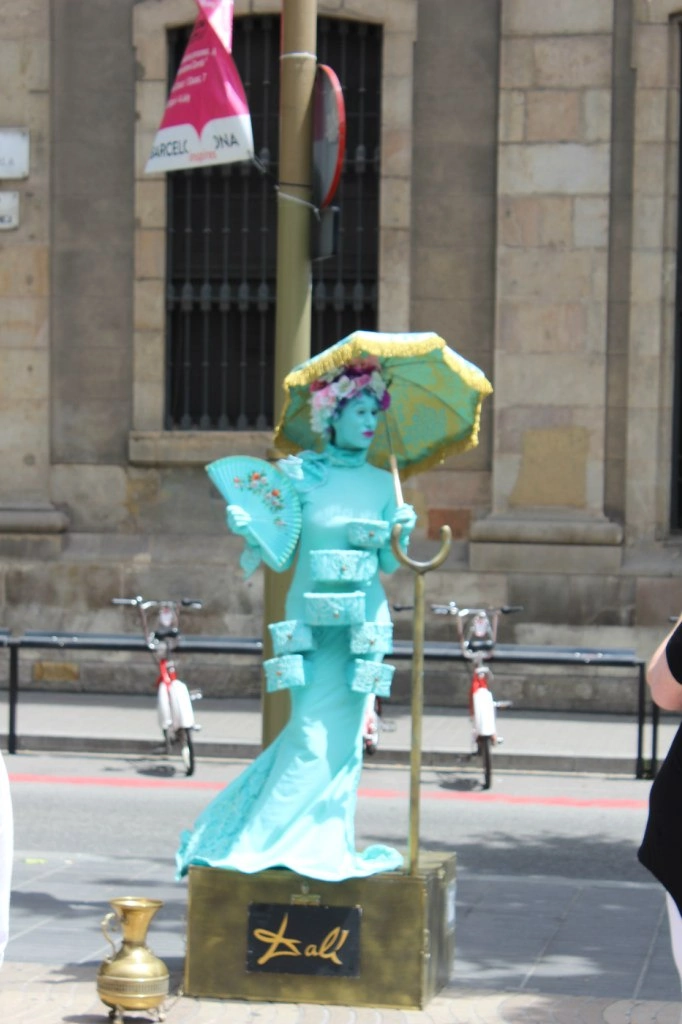 Барселонский уличный сим.