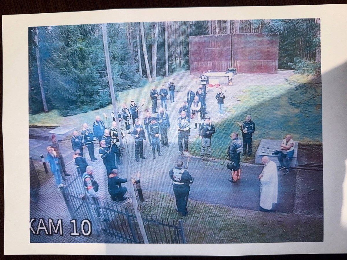 Автор: В, Панченко