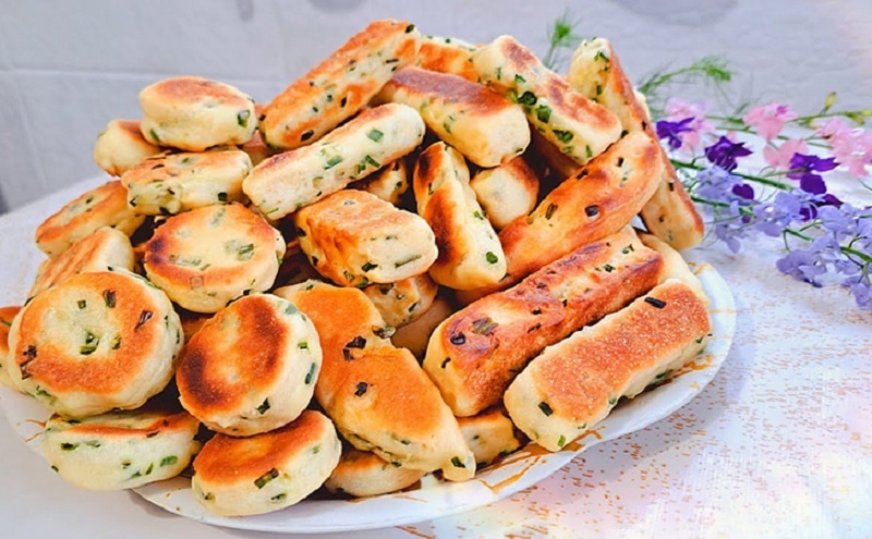 Луковые подушечки: хрустящий перекус без лишнего масла