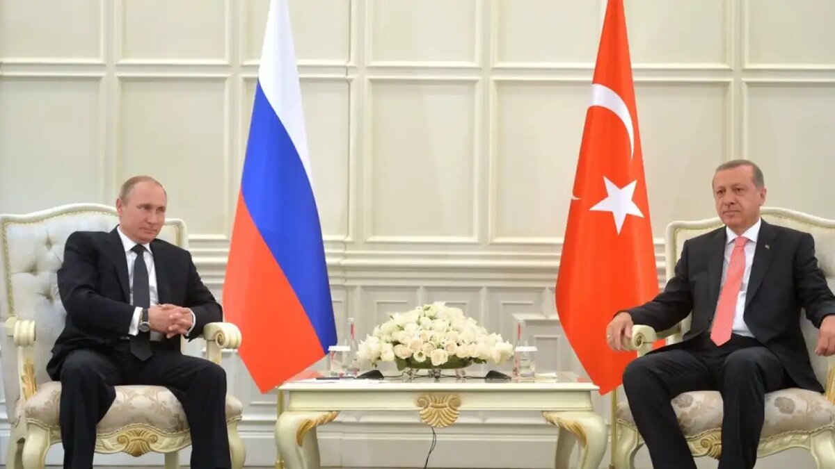    Президент России Владимир Путин и турецкий лидер Реджеп Эрдоган.