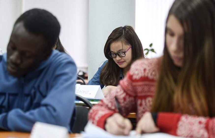    80 процентов школьников - дети ценных специалистов. Самара превращается в Самарабад: ЦГ