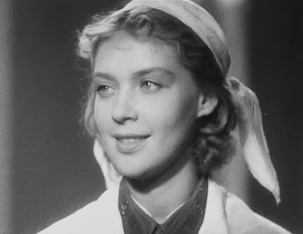 Анна Лисянская. Кадр из фильма «Музыкальный киносборник»