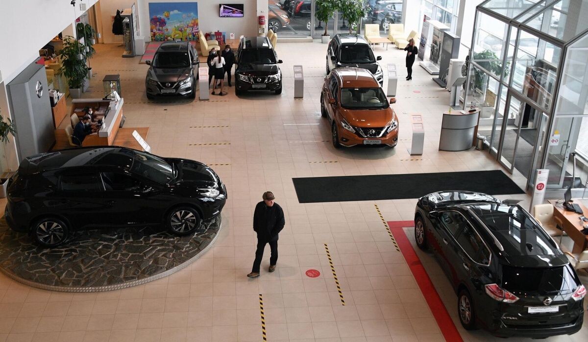     Автосалон. Источник: © РИА Новости Автор фото: Максим Блинов