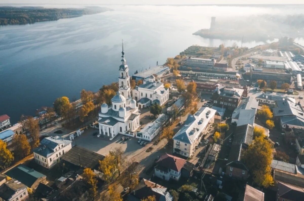    Ивановская область — один из лидеров в России по числу побед в конкурсе благоустройства малых городов и исторических поселений.