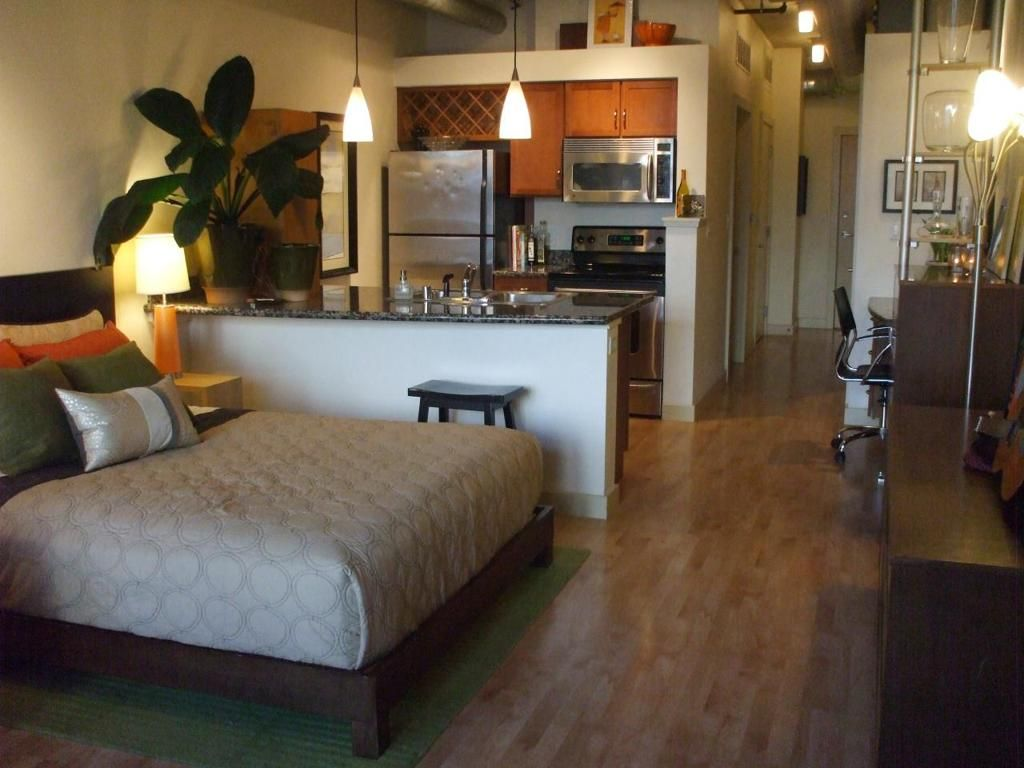 Не нашла, кто автор сего творения