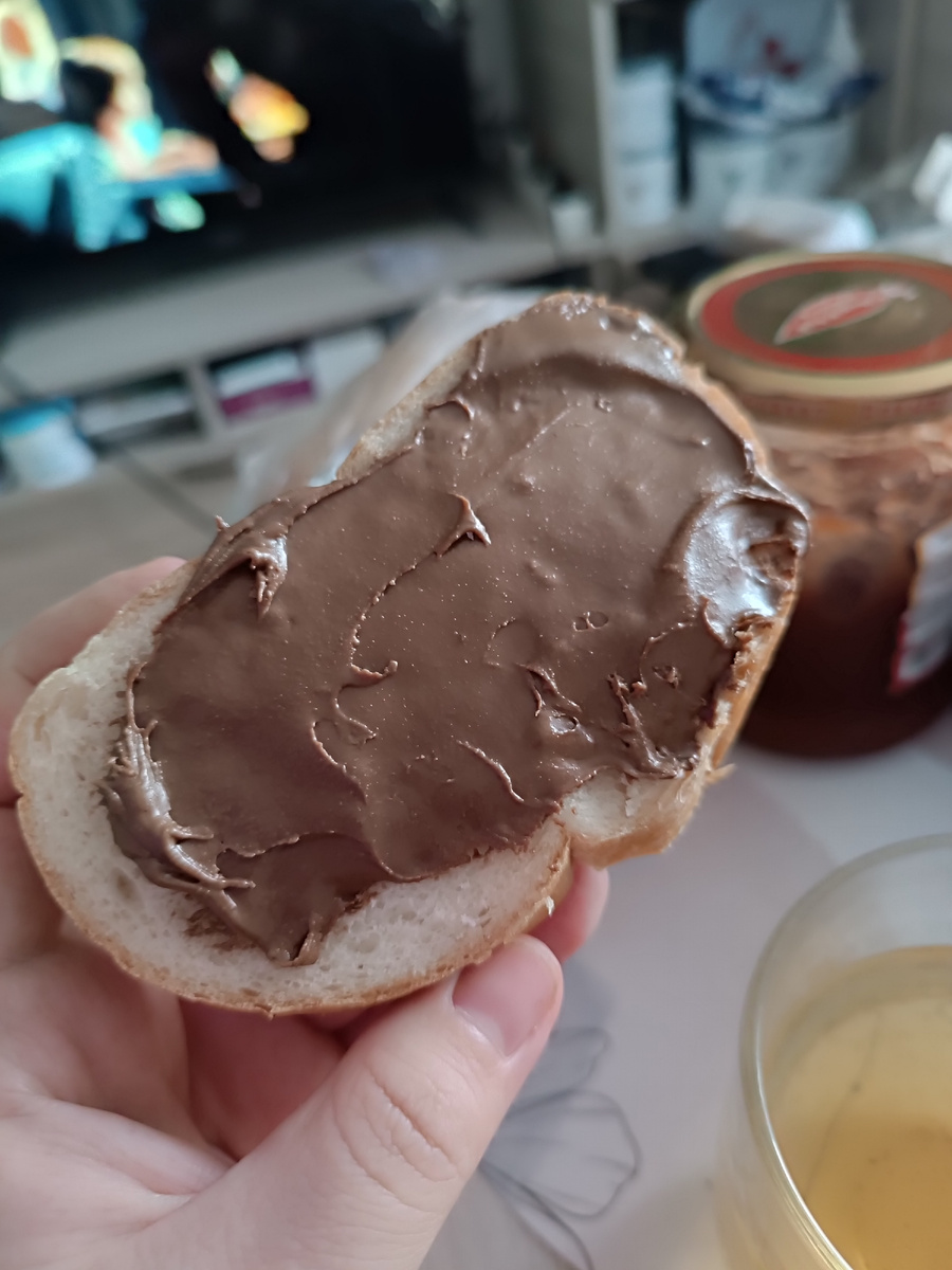 Это всё муж виноват, соблазняет - попробуй да попробуй😁