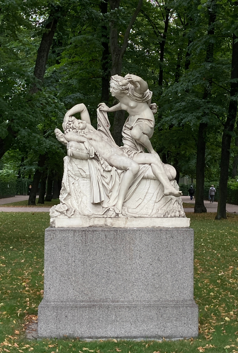 Амур и психея в Летнем саду. Фото: Бранч искусствоведа