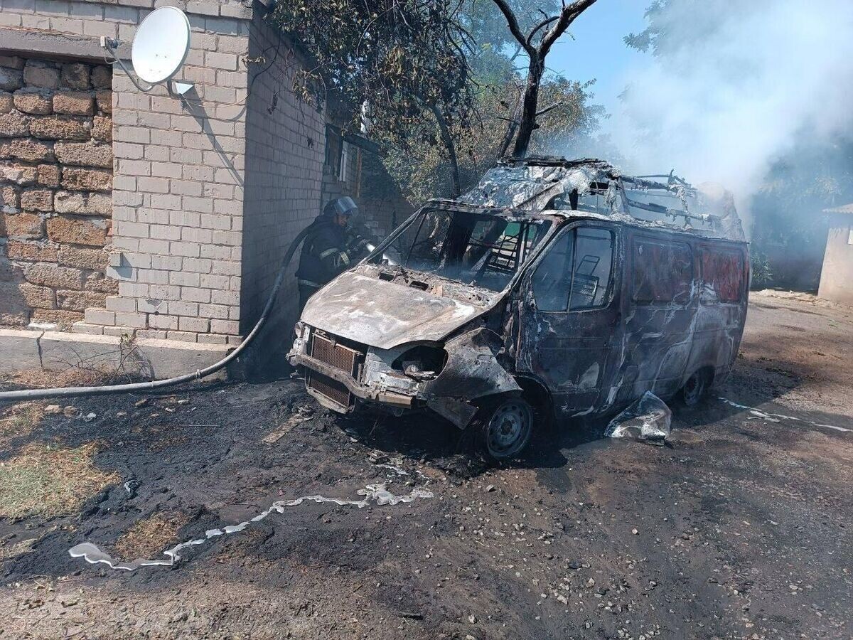    ВСУ атаковали машину скорой помощи в Запорожской области© Фото : Минздрав России/Telegram