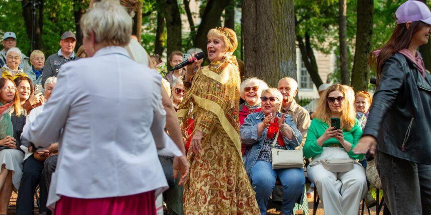    Анна Лаврова, Михаил Костюченко