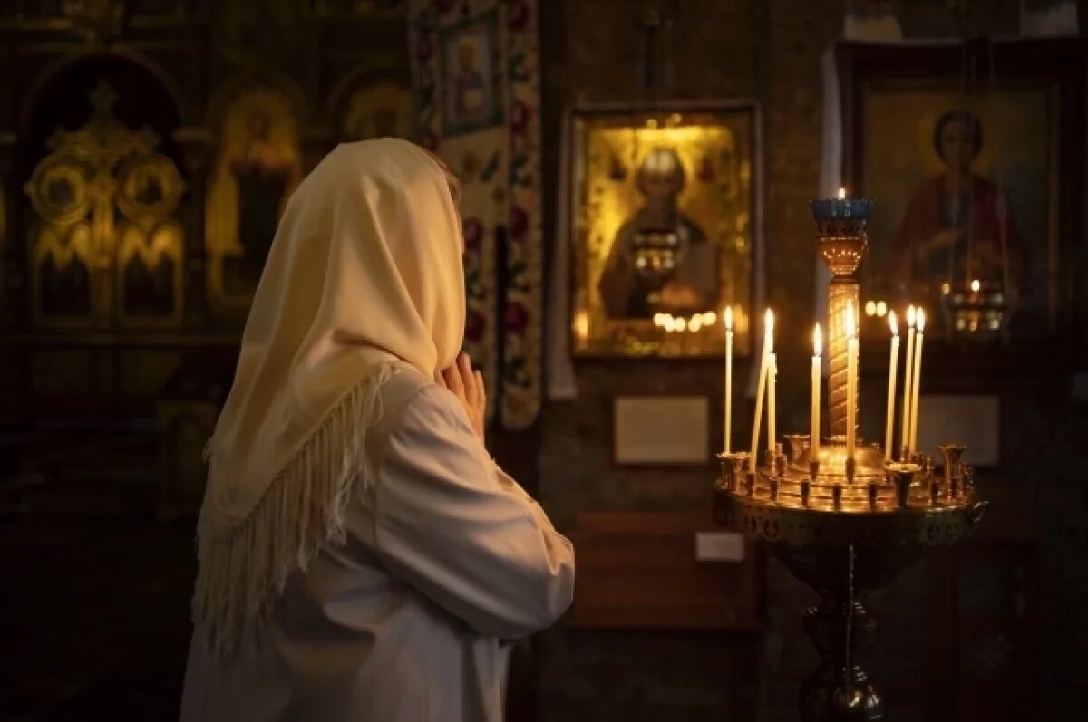   1 сентября люди вспоминают троих мучеников - Тимофея, Агапия и Фёклу.