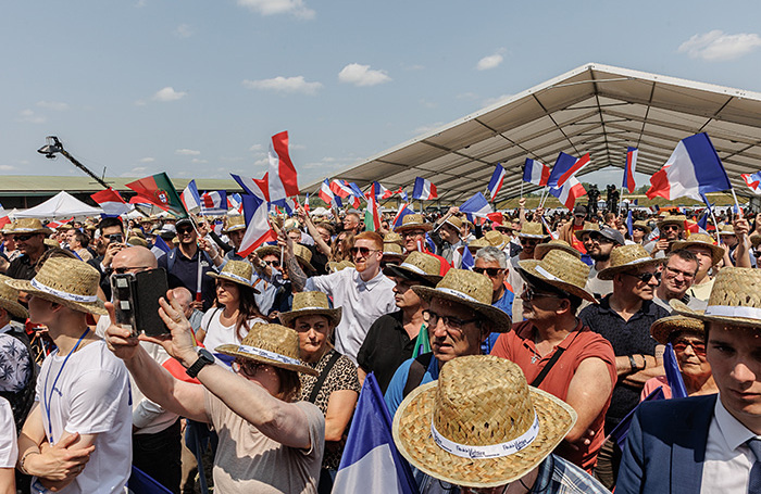   Публика на съезде правой коалиции «Патриоты за Европу» во Франции. Июнь 2025 года.Sadak Souici/EPA/ТАСС