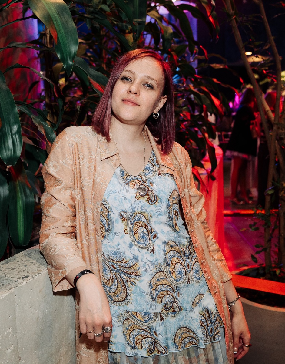 Алена Роговая                                                                                                                                       Руководитель Арт-платформы New ART Flux                                                                                   newartflux.ru