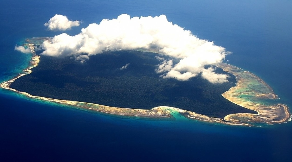 о. Северный Сентинел с высоты. Изображение не нарушает правил платформы (Взято из открытых интернет-источников: )