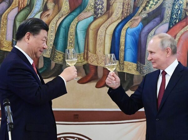 Обеденный стол переговоров. Путина и Си соединила крепкая кулинарная дружба. Вот какие лакомства любят лидеры двух стран
