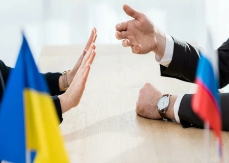    Буферная зона и размен территориями. Что стоит за очередными версиями по переговорному процессу? Мнение Александра Шатилова