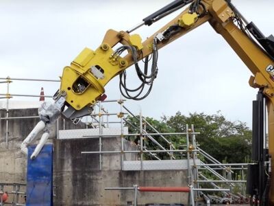    В Японии испытали гигантскую роборуку для ликвидации завалов [ВИДЕО]