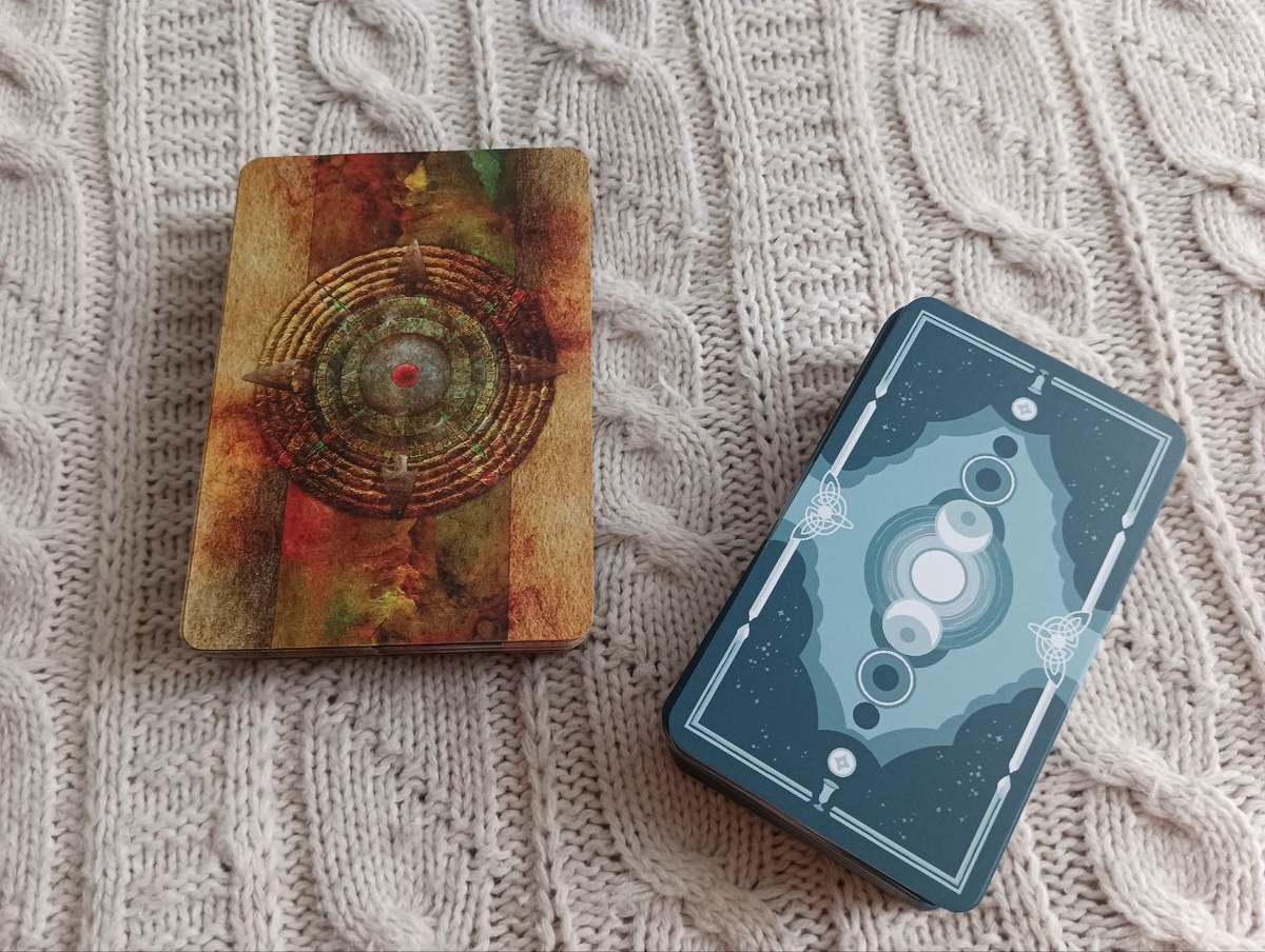 оракул Шамана-мистика и таро Сказочных архетипов