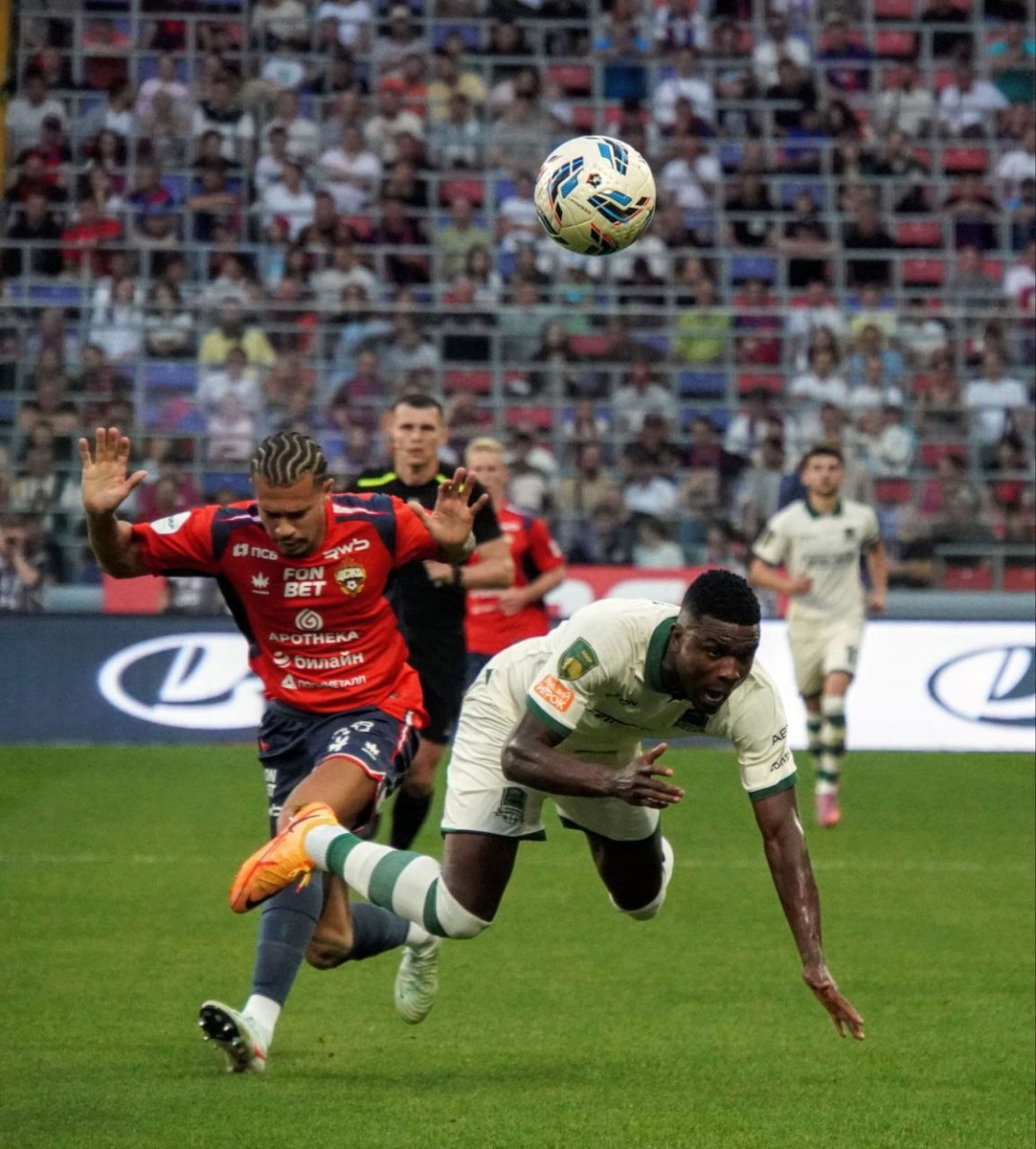    ЦСКА и "Краснодар" отдали все в битве за лидерствоМаксим Квятковский