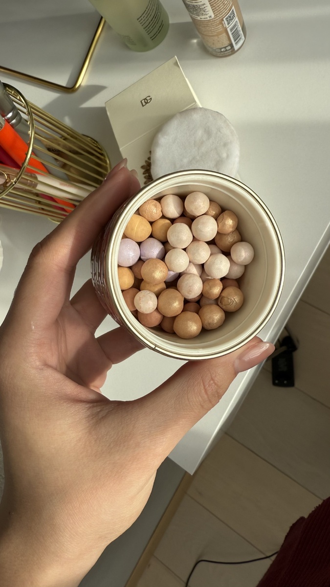 Легендарные метеоры от именитого бренда в оттенке 03