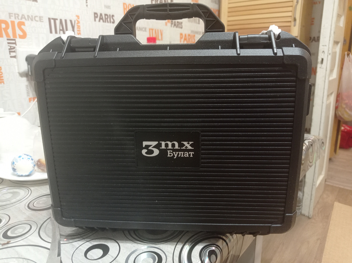 Булат, на который вы собрали более 90 к, продолжает защищать ребят от птичек. 