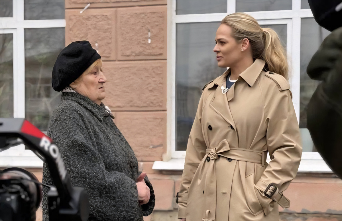 Юлия и Галина Михайловна, кадр из будущего фильма. Из интернета 