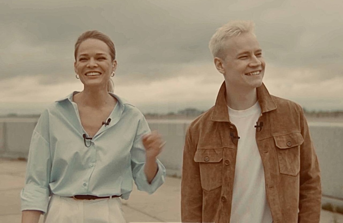 Юлия и SHAMAN на съёмках. Из интернета 