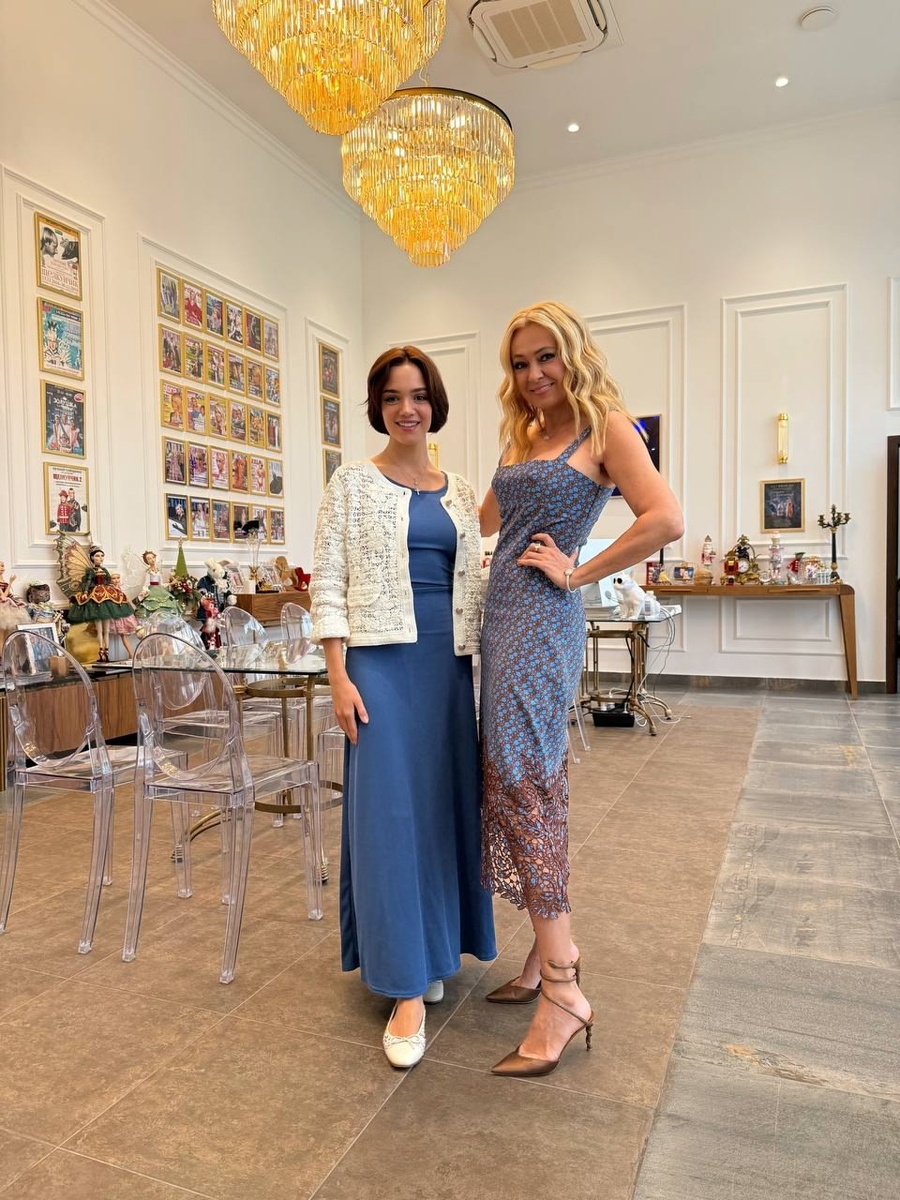 Евгения Медведева и Яна Рудковская. Фото: тг-канал Рудковской.