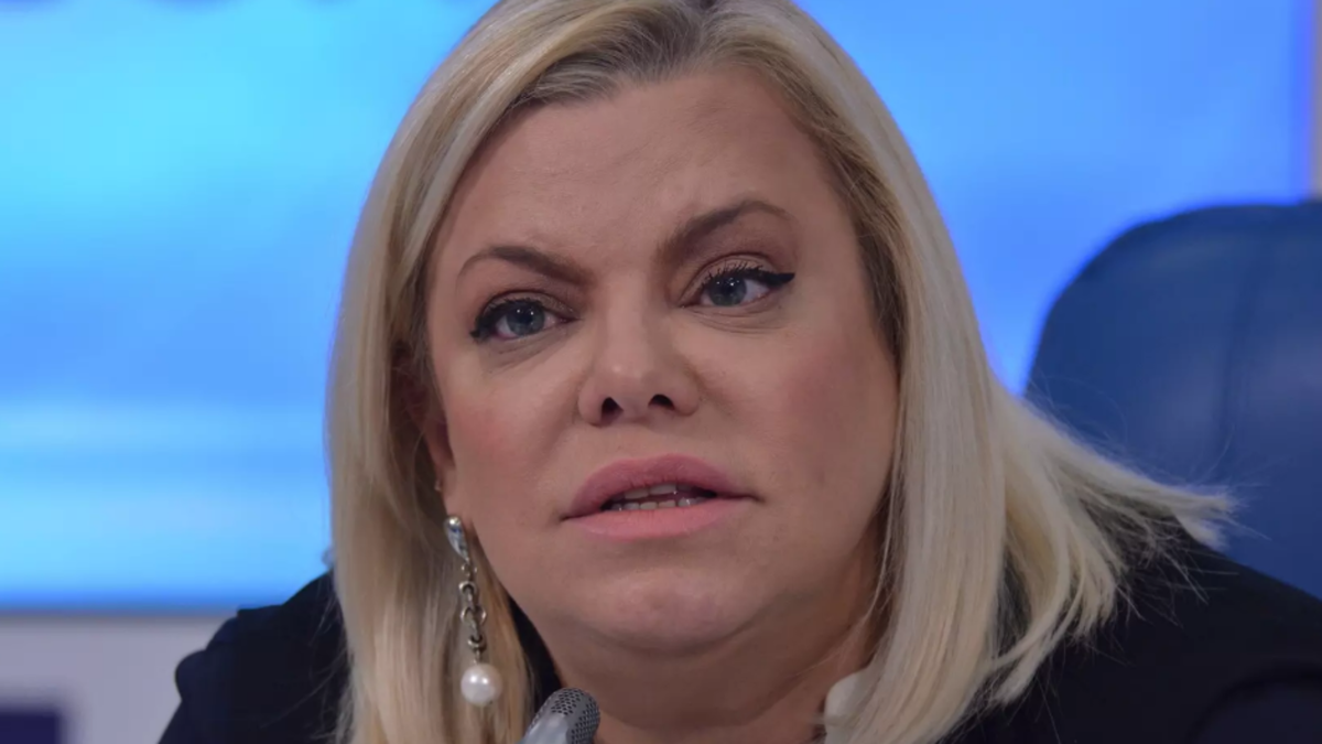 Яна Поплавская