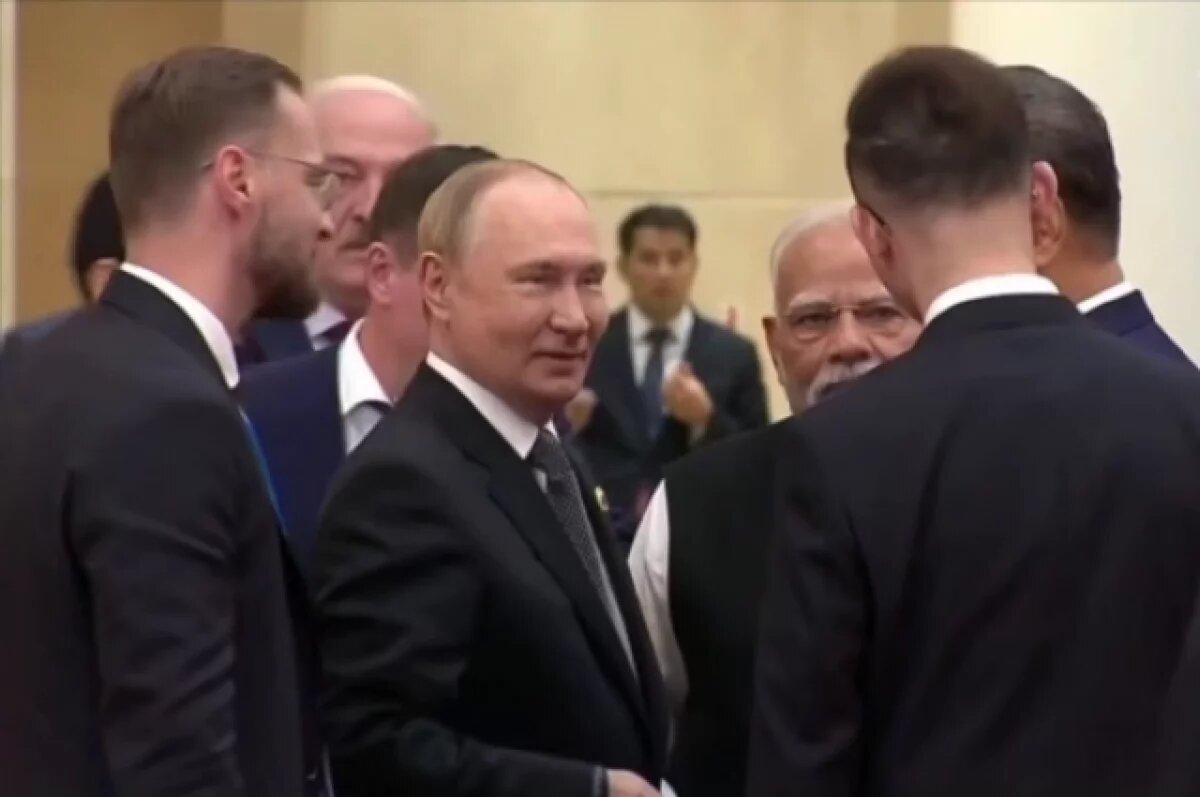    Путин прибыл на заседание глав государств ШОС